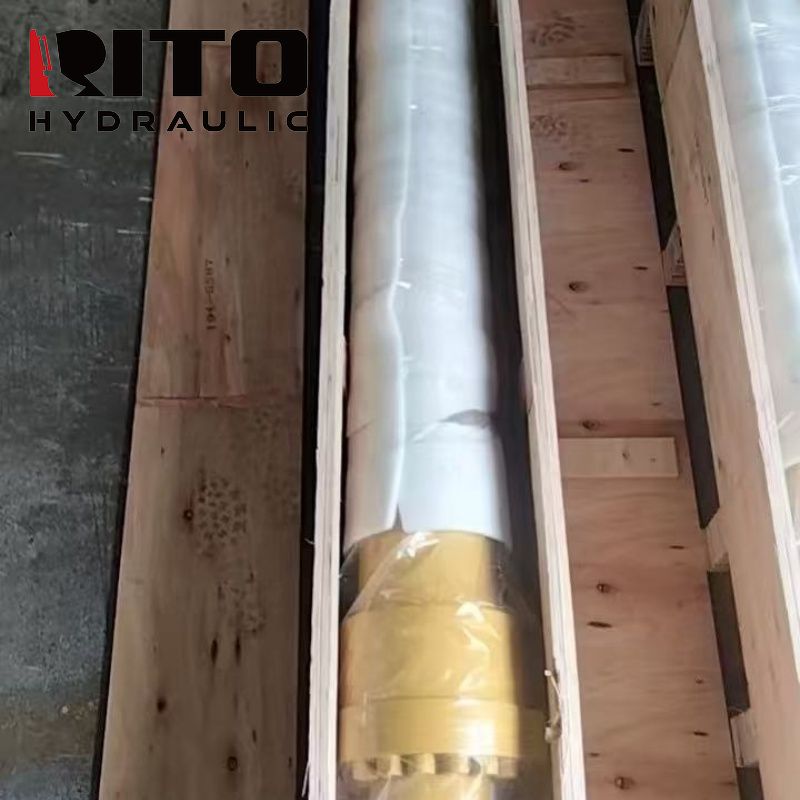 325CL  Boom Cylinder
